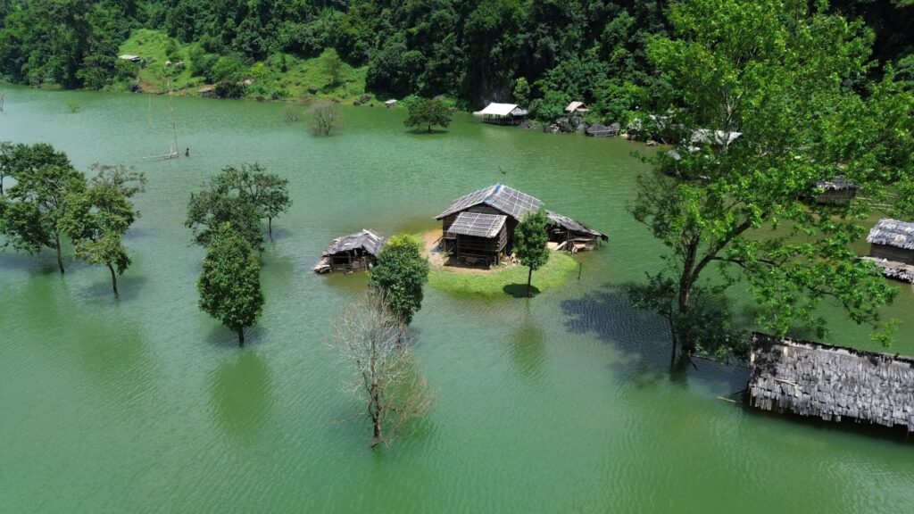Hồ Tà Phình